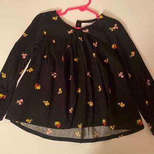 Floral old navy top never worn 4t